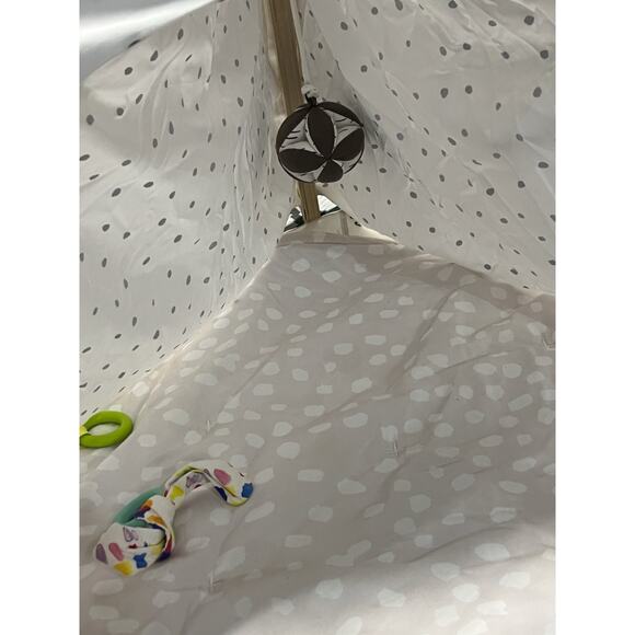 The Play Gym by Lovevery Stage-Based Developmental Activity Gym & Play Mat - Picture 4 of 6